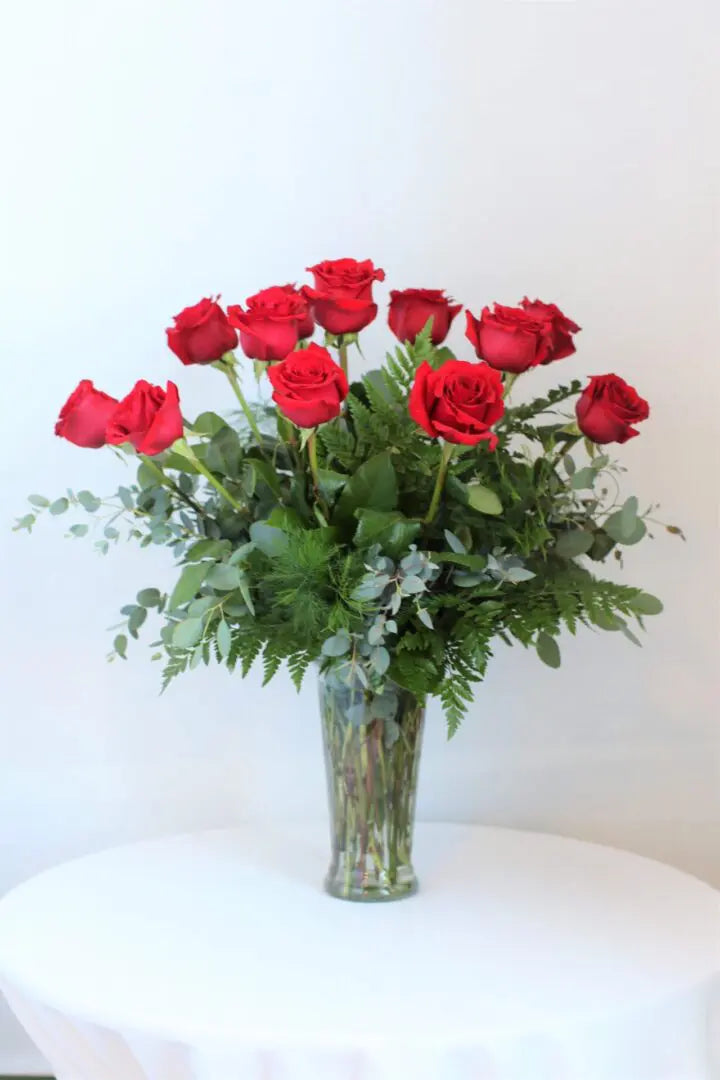 Classic Roses – Monarch Garden and Floral Design